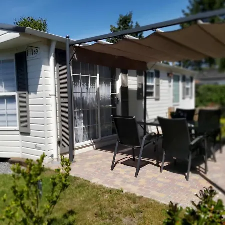 Bospareltjes Luxe Chalets Alleen Voor Recreatie Oisterwijk Exterior photo